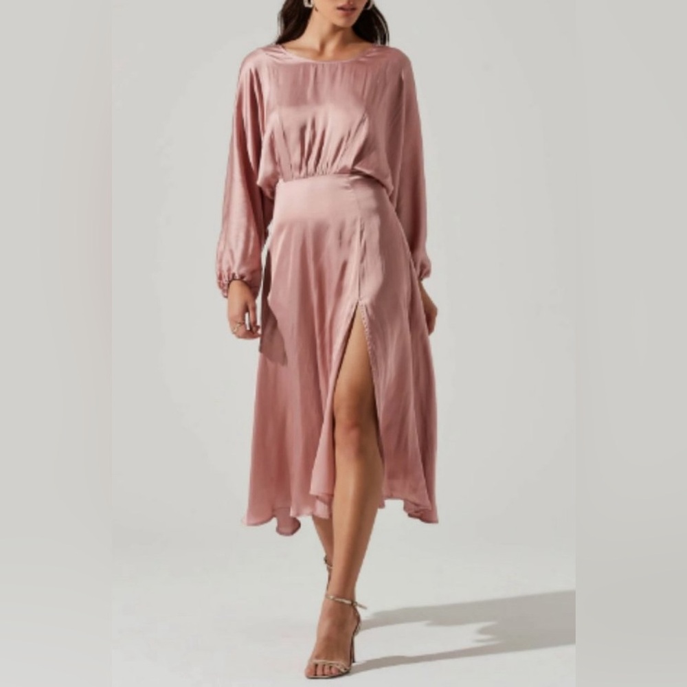 NWT Marin Dolman Sleeve Midi Dress
